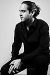 Актёр Logan Sandler — превью фото персоны