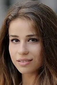 Актриса Elif Karagoz — главное фото персоны