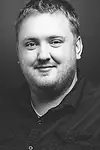 Актёр Hunter West — превью фото персоны