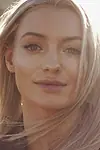 Актриса Athena Perample — превью фото персоны