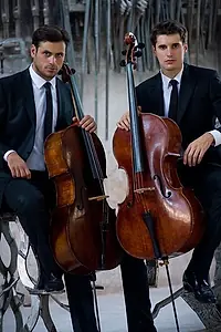Актёр 2Cellos — фото персоны