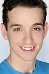Актёр Tyler Derench — превью фото персоны