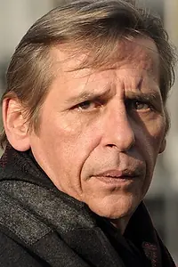 Актёр Оливер Марло — фото персоны