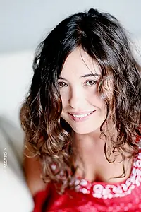 Актриса Sarah Taradach — фото персоны