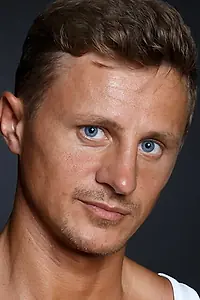 Актёр Влас Зубов — фото персоны