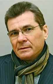 Актёр Олег Жданов — фото персоны
