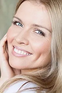 Актриса Елена Самоданова — фото персоны
