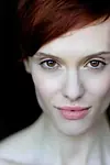 Актриса Дженнифер Онви — превью фото персоны