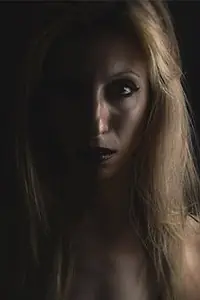 Актриса Danielle Karagannis — фото персоны