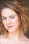 Актриса Taylor Lhamon — превью фото персоны