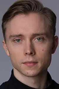 Актёр Симон Эденрот — фото персоны