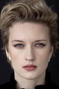 Актриса Янина Исаичкина — фото персоны