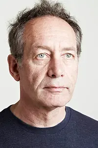 Актёр Роберт Хунгер-Бюлер — фото персоны