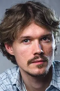 Актёр Михаил Хижняков — главное фото персоны
