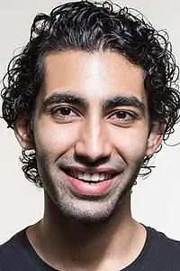 Актёр Aadar Malik — фото персоны
