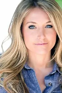 Актриса Courtnea Hyland — фото персоны