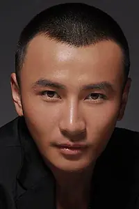 Актёр Лю Энью — фото персоны