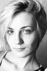 Актриса Саша Ястребова — фото персоны