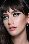 Актриса Гёзде Мутлуэр — превью фото персоны