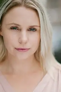 Актриса Lauren Phypers — главное фото персоны