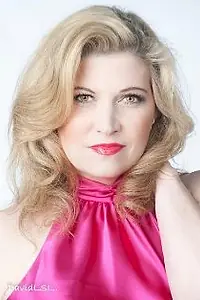 Актриса Denise Saponara — фото персоны