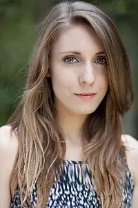 Актриса Phoebe Batteson-Brown — фото персоны