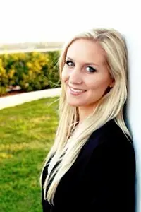Актриса Emily Whitechurch — главное фото персоны