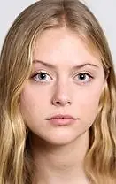 Актриса Феникс Коннолли — фото персоны