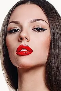 Актриса Ксения Киосова — главное фото персоны