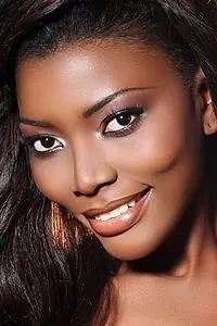 Актриса Gifty Ofori — фото персоны