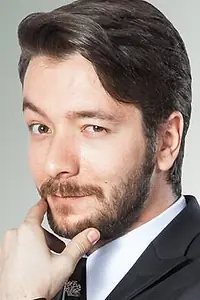 Актёр Arin Kusaksizoglu — фото персоны