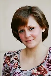 Актриса Эшли Ниф — фото персоны