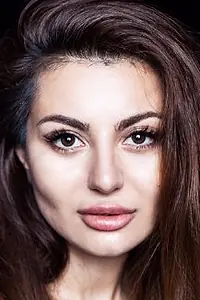 Актриса Элина Абкарова — главное фото персоны