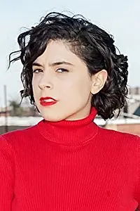 Актриса Ariel Kavoussi — фото персоны