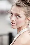 Актриса Tessa Harnetiaux — превью фото персоны