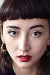 Актриса Дафна Хюн — превью фото персоны