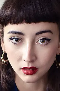 Актриса Дафна Хюн — фото персоны