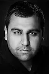 Актёр Tebraiz Shahzad — превью фото персоны