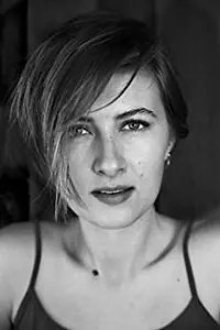 Актриса Emily Faris — фото персоны