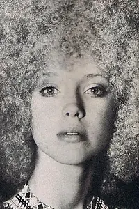 Актриса Geneviève Waïte — фото персоны