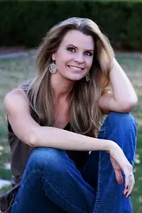 Актриса Kristi Lawrence — главное фото персоны