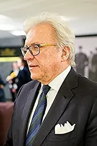 Актёр Ian Ihnatowycz — фото персоны