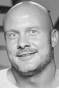 Актёр Vyacheslav Uzelkov — фото персоны