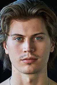 Актёр Тэннер Стайн — фото персоны