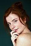 Актриса Люка Холлестелле — превью фото персоны
