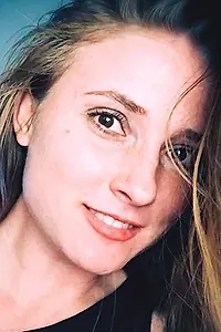 Актриса Гала Суханова — фото персоны
