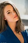 Актриса Скайлер Райт — превью фото персоны