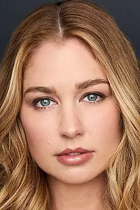 Актриса Amanda Clapham — фото персоны