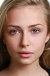 Актриса Софи Симнетт — превью фото персоны
