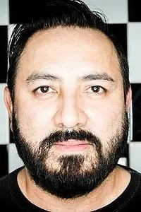 Актёр Дэвид Альварадо — фото персоны